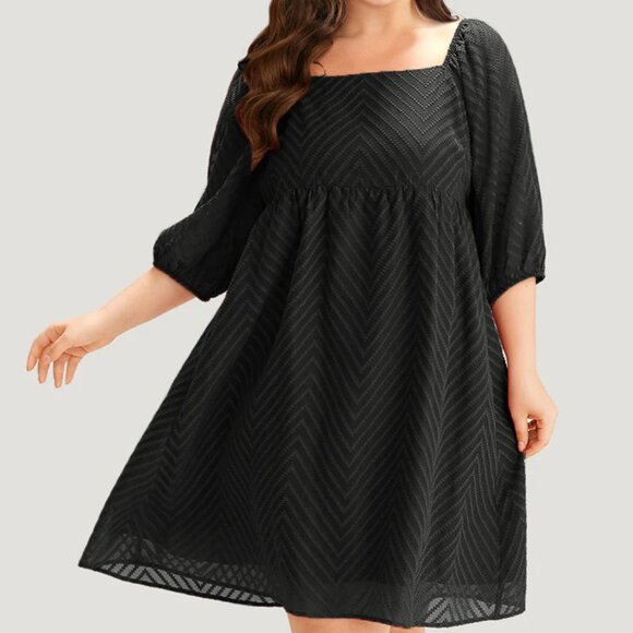 NWT BloomChic “GRETCHEN” dress. Swiss texture Chevron. Sz 10 black. - Picture 1 of 6